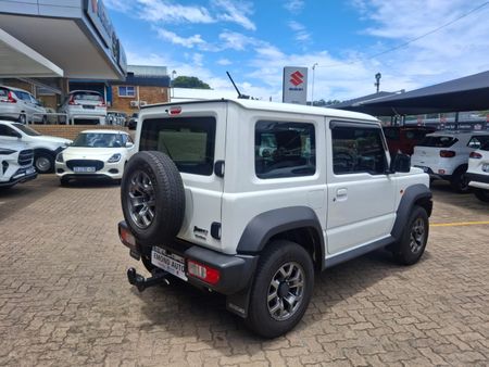2024-Suzuki-Jimny-15-GLX_6
