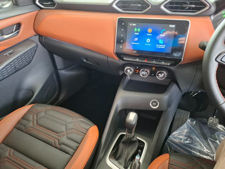 2026-Nissan-Magnite-10T-Acenta-Plus-Auto_11