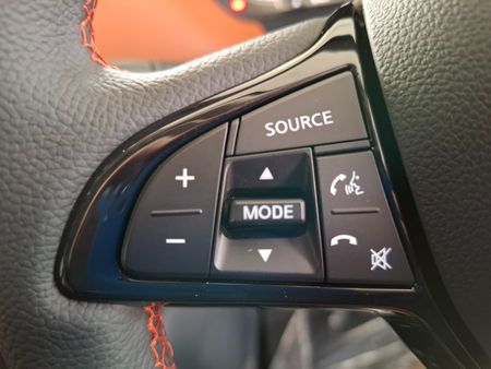 2026-Nissan-Magnite-10T-Acenta-Plus-Auto_15