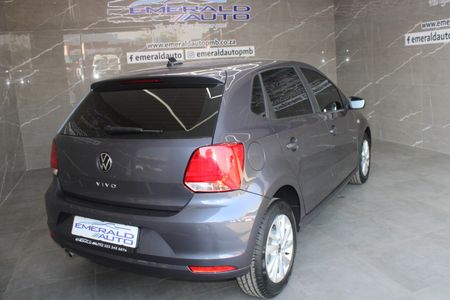 2026-Volkswagen-Polo-Vivo-14-Life_9