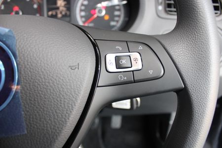 2026-Volkswagen-Polo-Vivo-14-Life_18