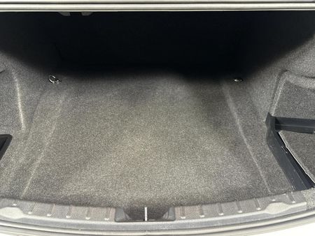 2018-BMW-3-Series-318i-Auto_9