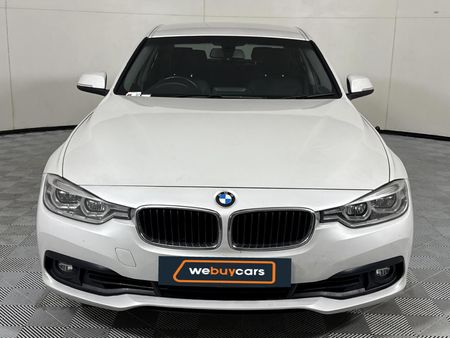 2018-BMW-3-Series-318i-Auto_10