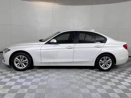 2018-BMW-3-Series-318i-Auto_14