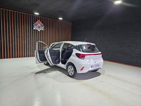 2026-Hyundai-Grand-i10-10-Motion_19