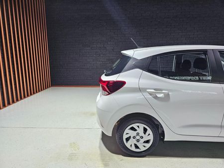 2026-Hyundai-Grand-i10-10-Motion_23