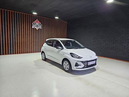 2026-Hyundai-Grand-i10-10-Motion_2