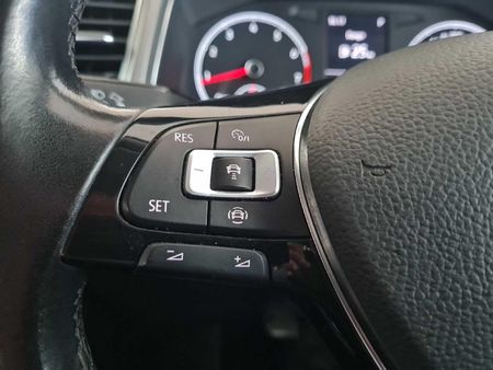 2022-Volkswagen-T-Roc-14-TSI-Design-Auto_9