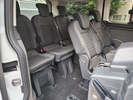 2022-Ford-Tourneo-Custom-LTD-20-TDCi-Auto-136KW_9