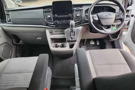 2022-Ford-Tourneo-Custom-LTD-20-TDCi-Auto-136KW_12