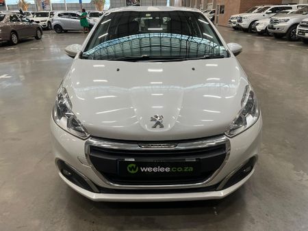 2018-Peugeot-208-12-PureTech-Active-5-dr_1