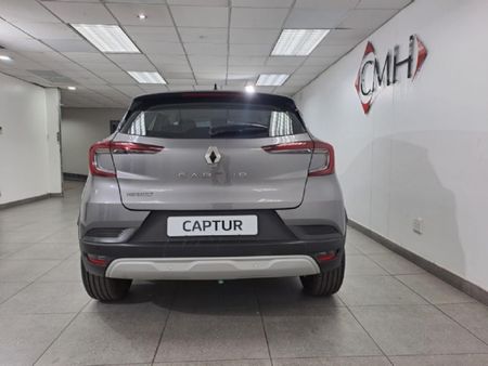 2026-Renault-Captur-13T-EDC_3