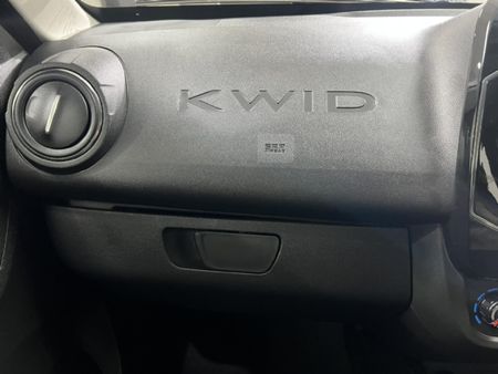 2026-Renault-Kwid-10-Techno_14