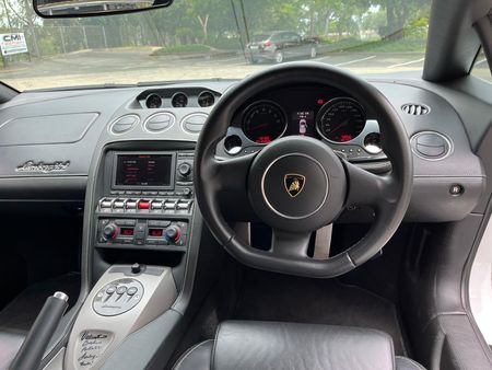 2014-Lamborghini-Gallardo-LP550-2-Signature-Series_12
