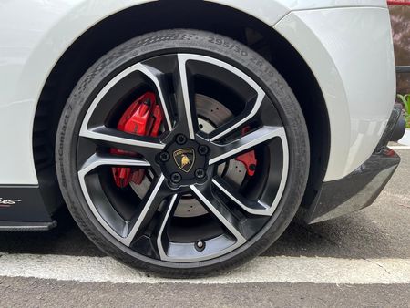 2014-Lamborghini-Gallardo-LP550-2-Signature-Series_18