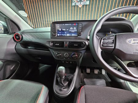 2026-Hyundai-Grand-i10-10-Motion_14
