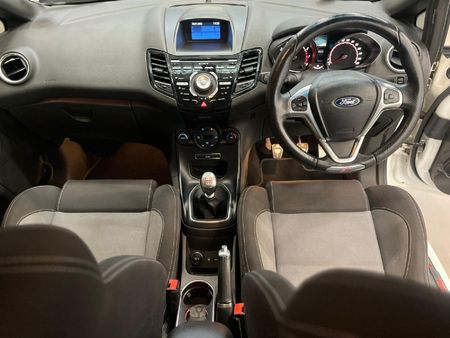 2014-Ford-Fiesta-ST-16-EcoBoost-GDTi_9
