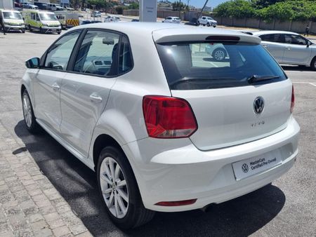 2024-Volkswagen-Polo-Vivo-16-Style_1