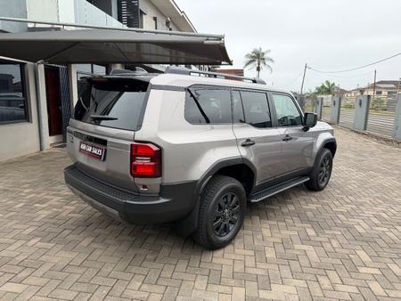2026-Toyota-Land-Cruiser-Prado-2026-Toyota-Land-Cruiser-Prado-VX-R-28GD_9