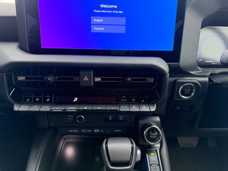 2026-Toyota-Land-Cruiser-Prado-2026-Toyota-Land-Cruiser-Prado-VX-R-28GD_15