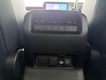 2026-Toyota-Land-Cruiser-Prado-2026-Toyota-Land-Cruiser-Prado-VX-R-28GD_19
