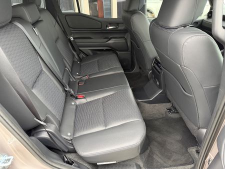 2026-Toyota-Land-Cruiser-Prado-2026-Toyota-Land-Cruiser-Prado-VX-R-28GD_20