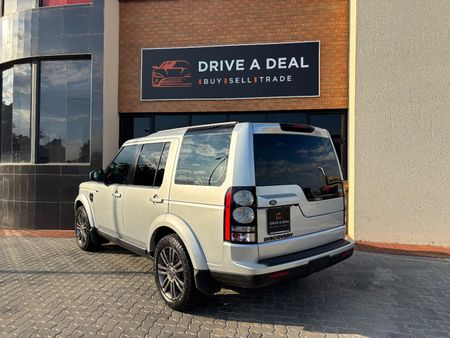 2015-Land-Rover-Discovery-4-30-TD-SD-V6-SE_4