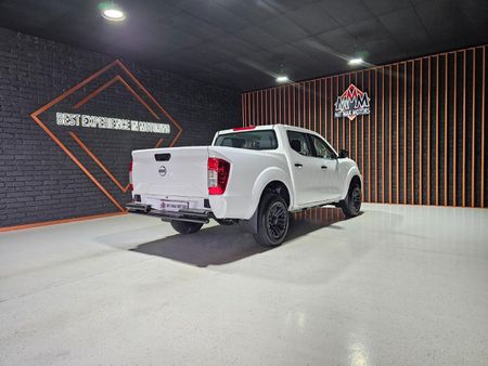 2025-Nissan-Navara-25D-XE-Double-Cab_25