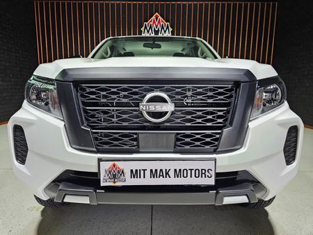 2025-Nissan-Navara-25D-XE-Double-Cab_4