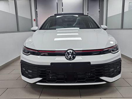 2026-Volkswagen-Golf-8-GTI-20-TSI-DSG_1