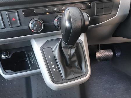 2024-Volkswagen-Kombi-T61-20-TDI-110kW-Auto-Trendline_18