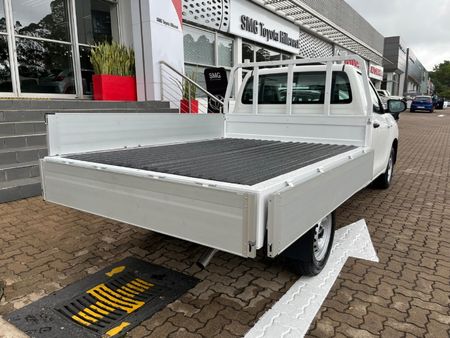 2026-Toyota-Hilux-24-GD-Single-Cab-FDeck_6