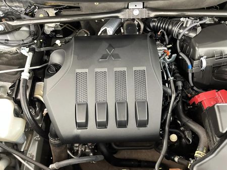 2024-Mitsubishi-Eclipse-Cross-15T-GLS-Auto_13