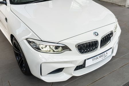 2018-BMW-M2-Coupe-Auto_12
