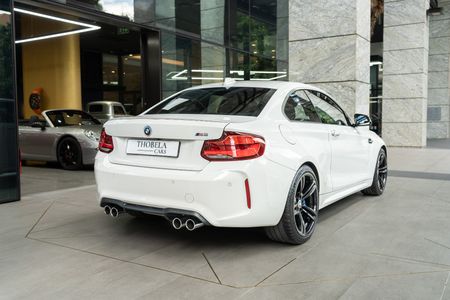2018-BMW-M2-Coupe-Auto_29