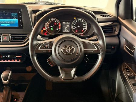 2026-Toyota-Starlet-15-XS-Auto_14