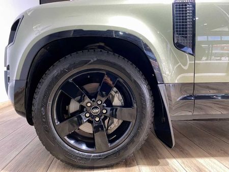 2022-Land-Rover-Defender-110-D300-HSE-X-Dynamic_5