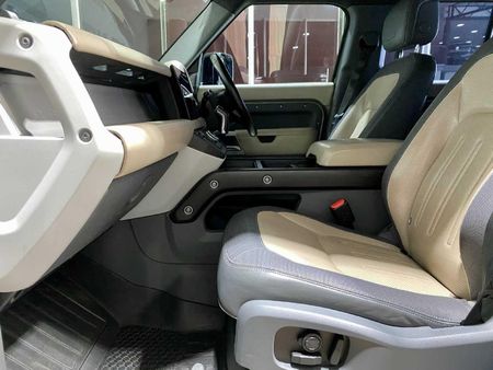 2022-Land-Rover-Defender-110-D300-HSE-X-Dynamic_7