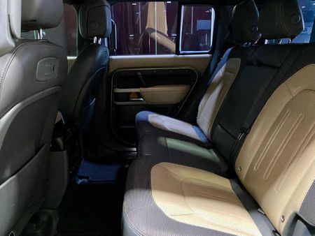 2022-Land-Rover-Defender-110-D300-HSE-X-Dynamic_8