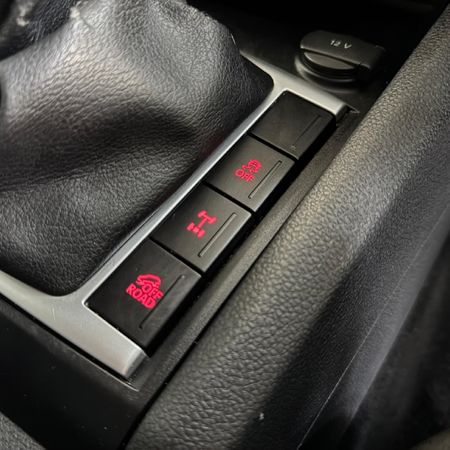 2019-Volkswagen-Amarok-20-TDI-C-Line-103kW-Double-Cab_8