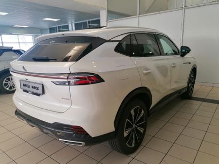 2026-MG-HS-15T-Luxury-Auto_11