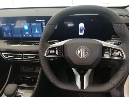 2026-MG-HS-15T-Luxury-Auto_12