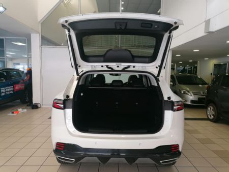 2026-MG-HS-15T-Luxury-Auto_4