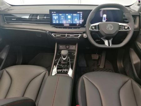 2026-MG-HS-15T-Luxury-Auto_5