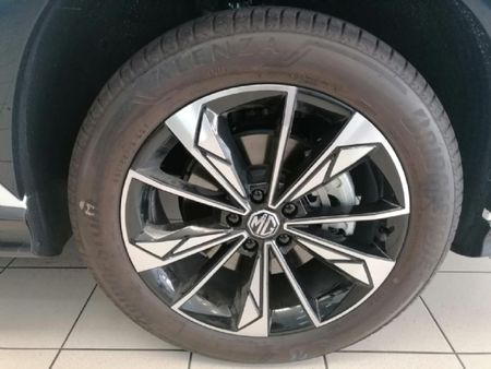 2026-MG-HS-15T-Luxury-Auto_7