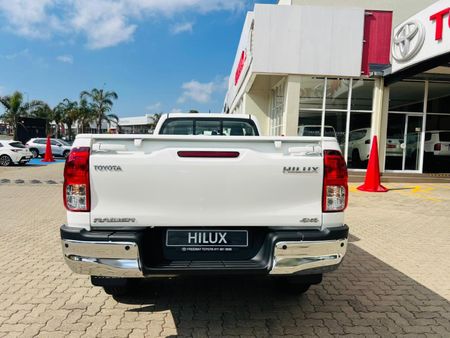 2026-Toyota-Hilux-24-GD-6-Raider-4x4-Auto-Single-Cab_9