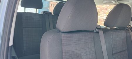 2021-Mercedes-Benz-Vito-111-16-CDI-Tourer_10
