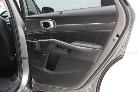 2025-Kia-Sorento-22D-SXL-AWD_10