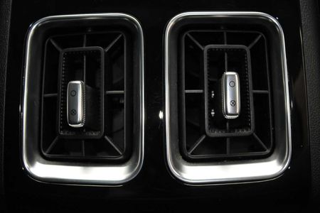 2025-Kia-Sorento-22D-SXL-AWD_15
