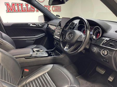 2018-Mercedes-Benz-GLS-500_6
